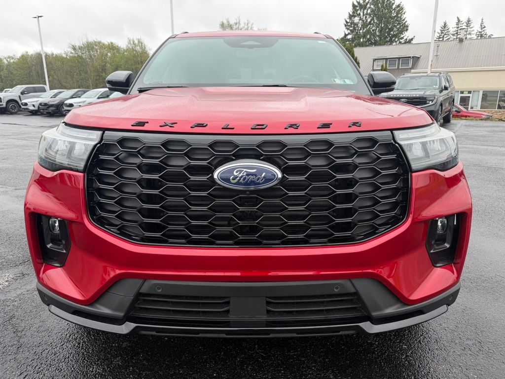 2026 Ford Explorer ST-Line - 11