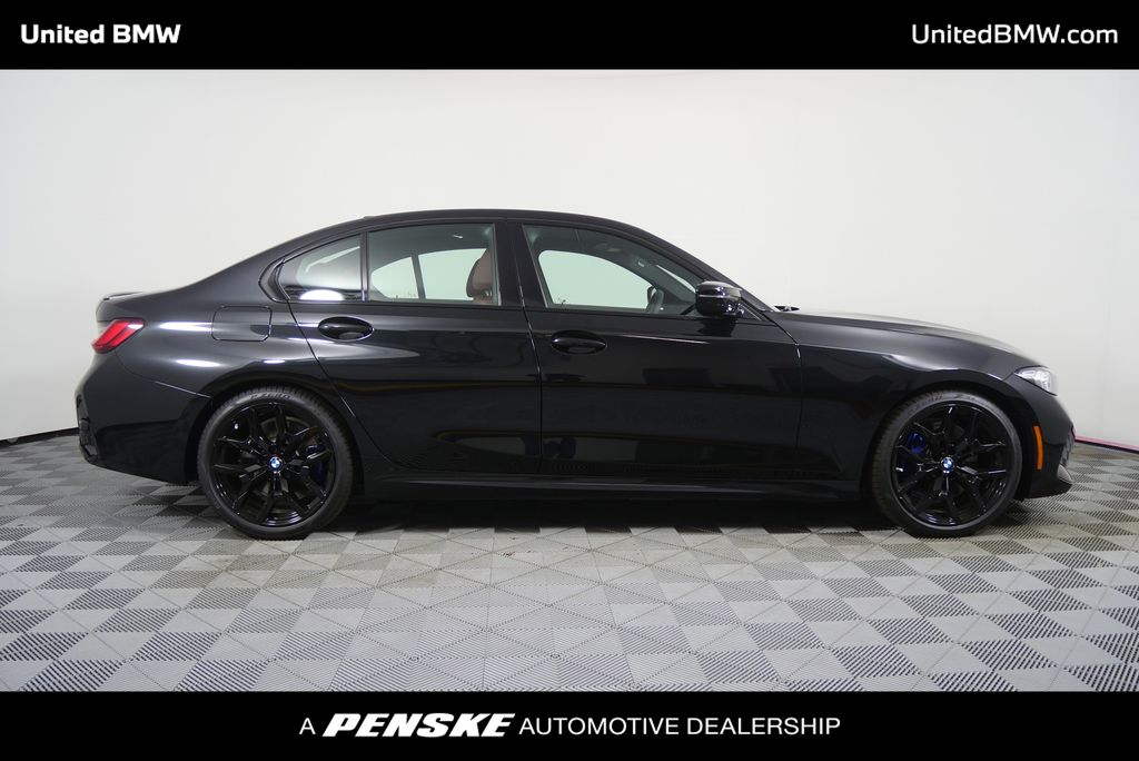 Thumbnail: 2026 BMW 3 Series - 2