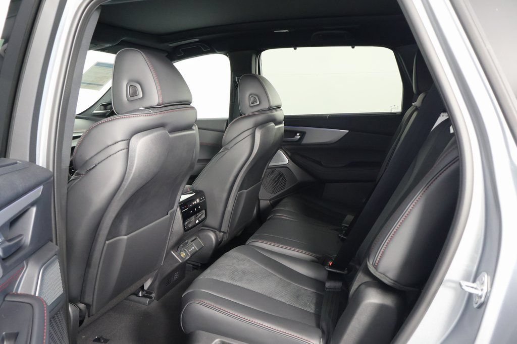 Thumbnail: 2026 Acura MDX - 6