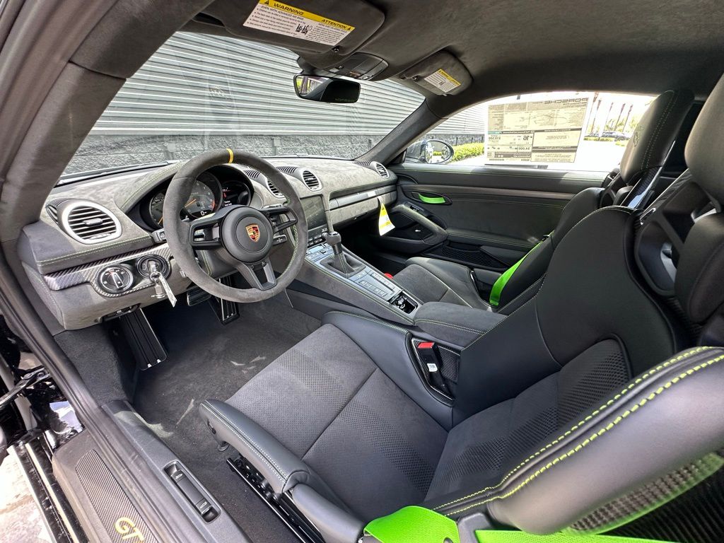 Thumbnail: 2025 Porsche 718 Cayman - 4
