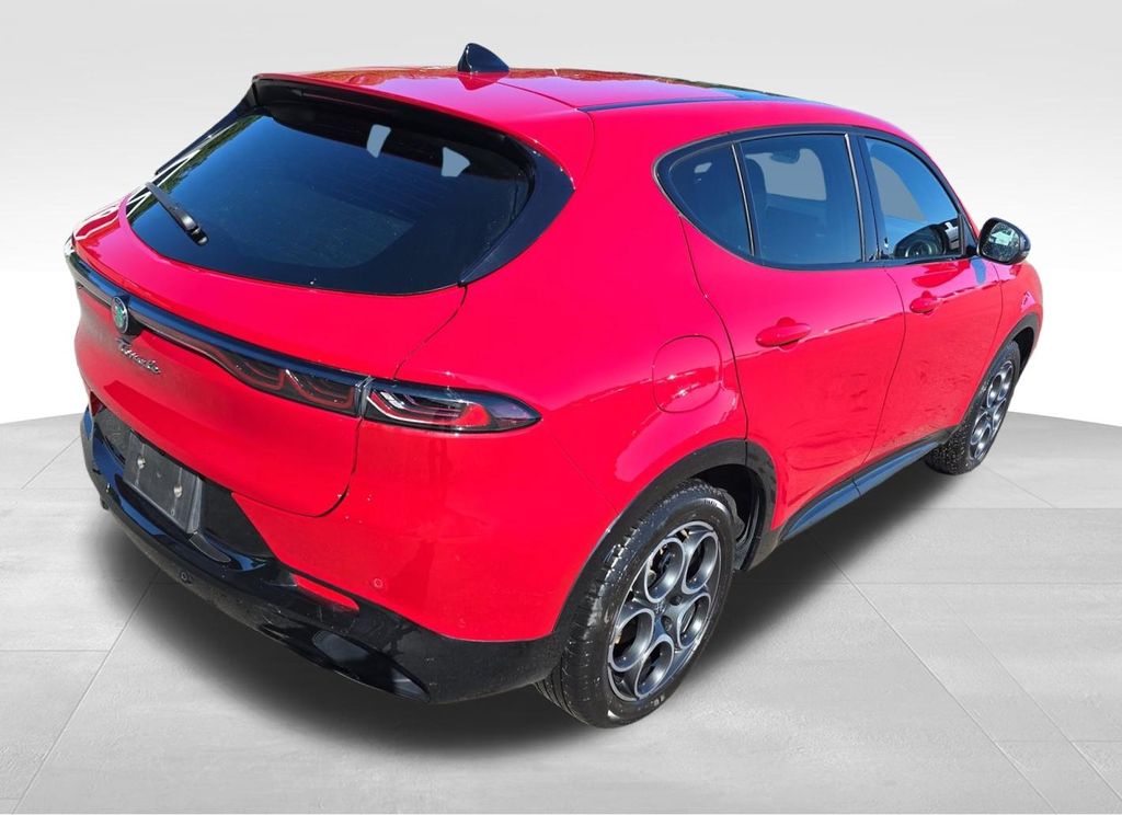 2025 Alfa Rosso Alfa Romeo Tonale Base AWD SUV