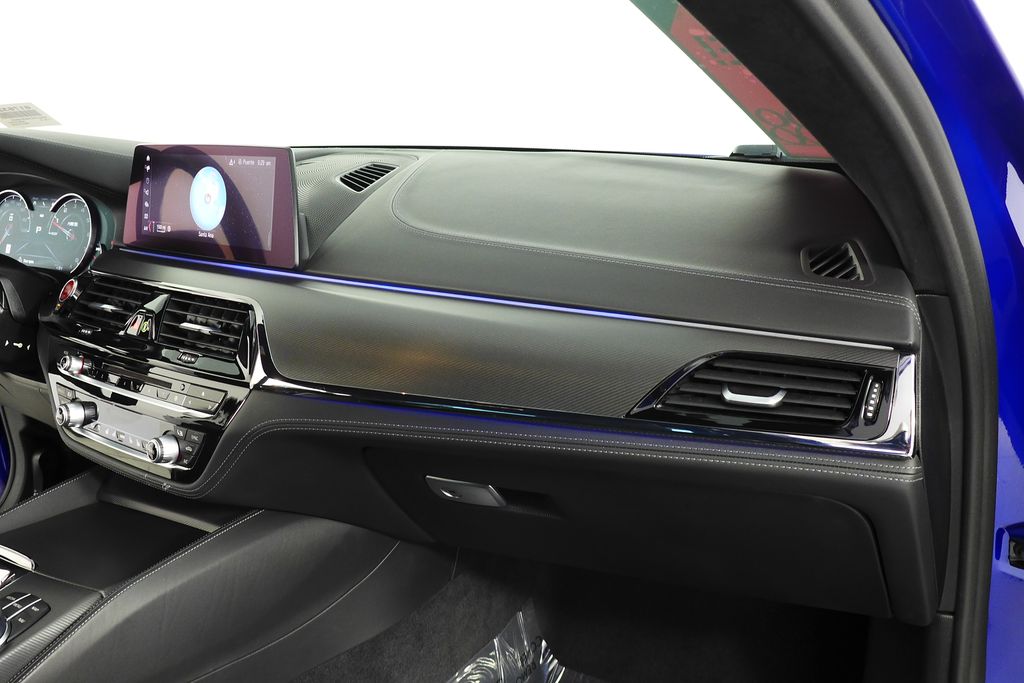 Thumbnail: 2019 BMW M5 - 14