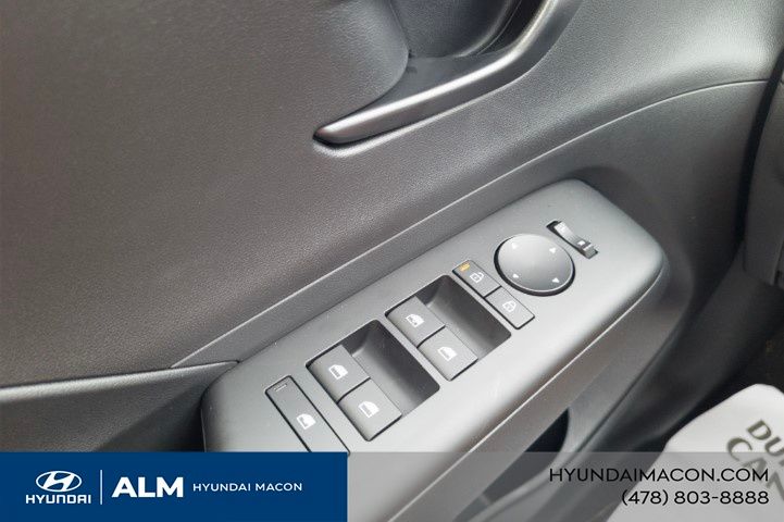 New 2026 White HYUNDAI SE image 28