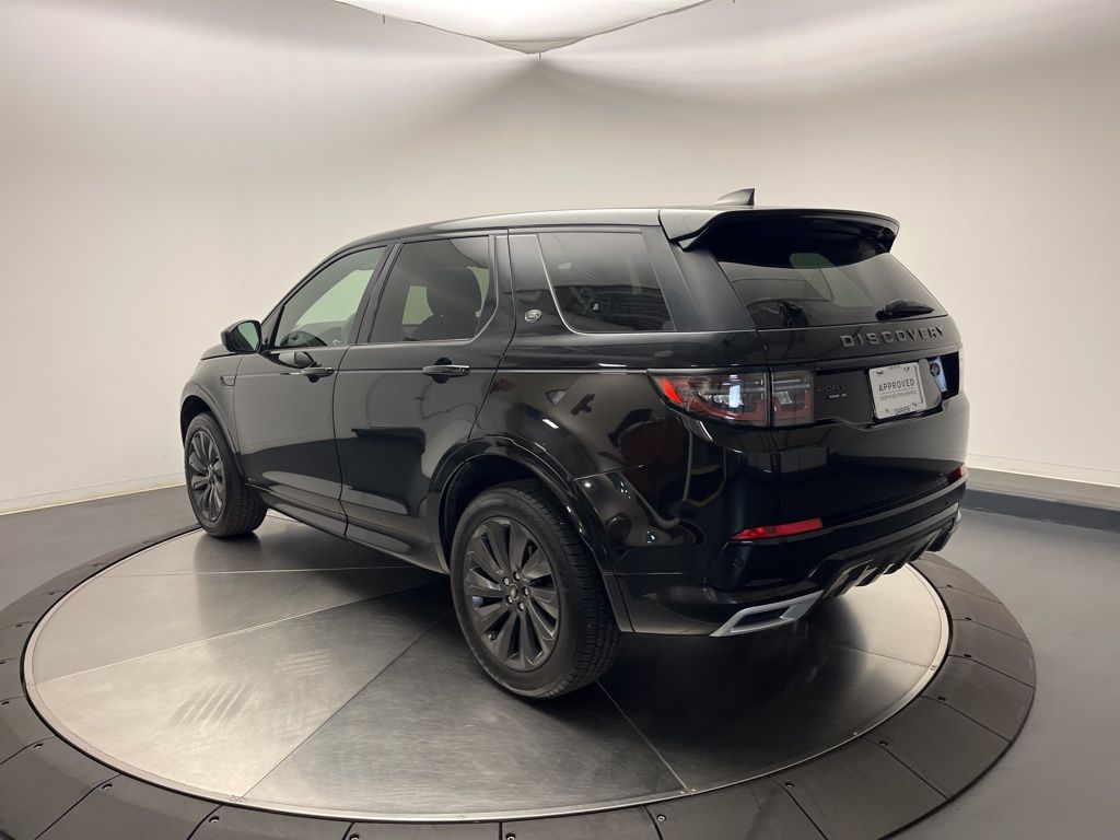 Thumbnail: 2020 Land Rover Discovery Sport - 3