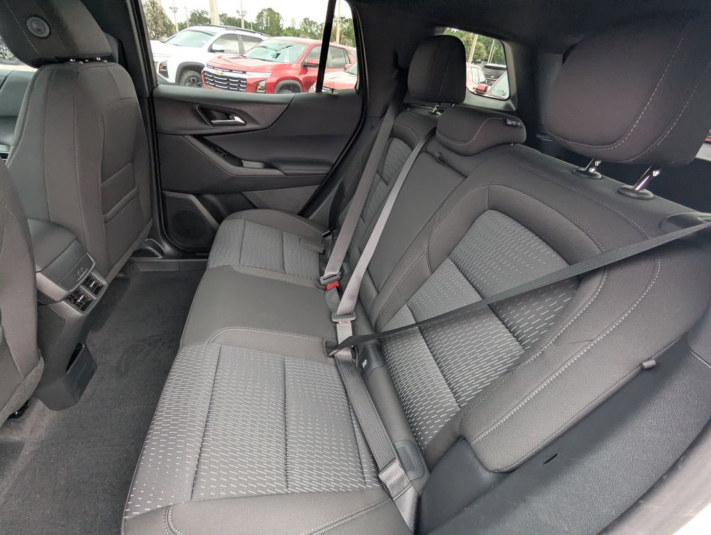 new 2026 Chevrolet Equinox car, priced at $27,995