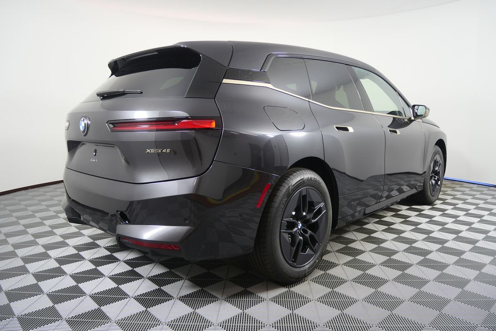 Thumbnail: 2026 BMW iX - 3