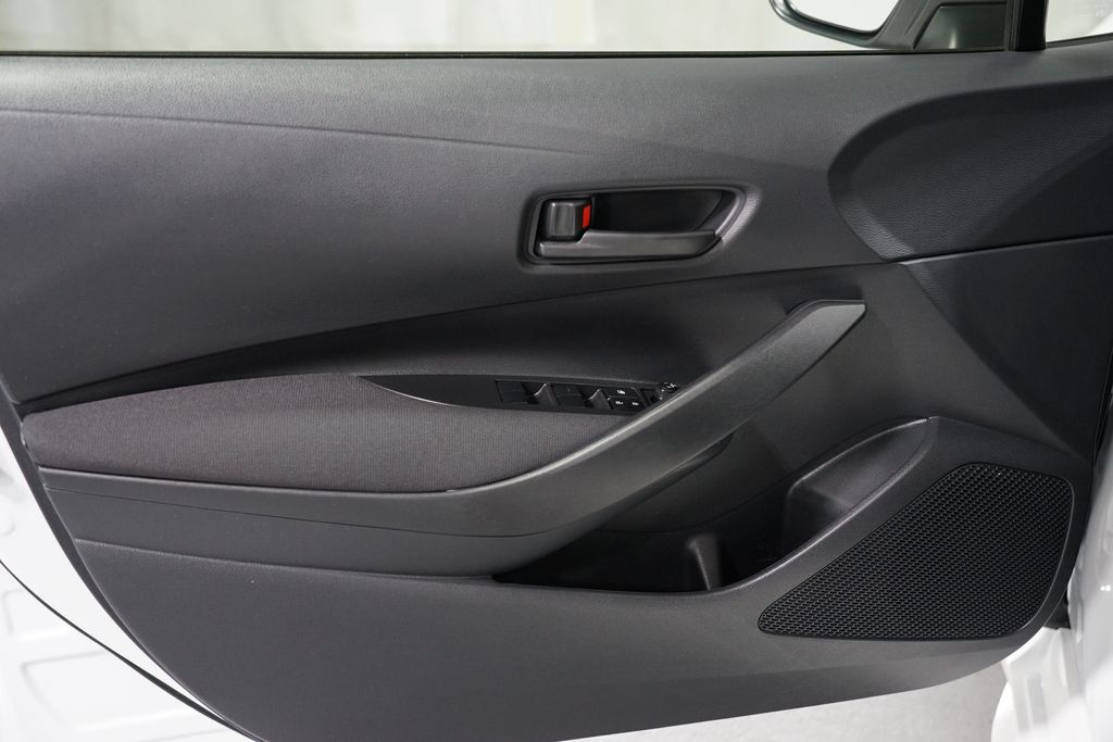 Thumbnail: 2023 Toyota Corolla - 27