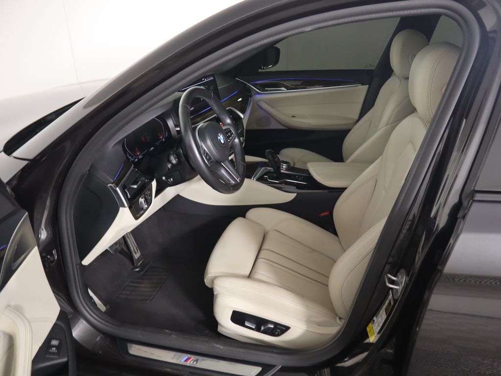 Thumbnail: 2021 BMW 5 Series - 20