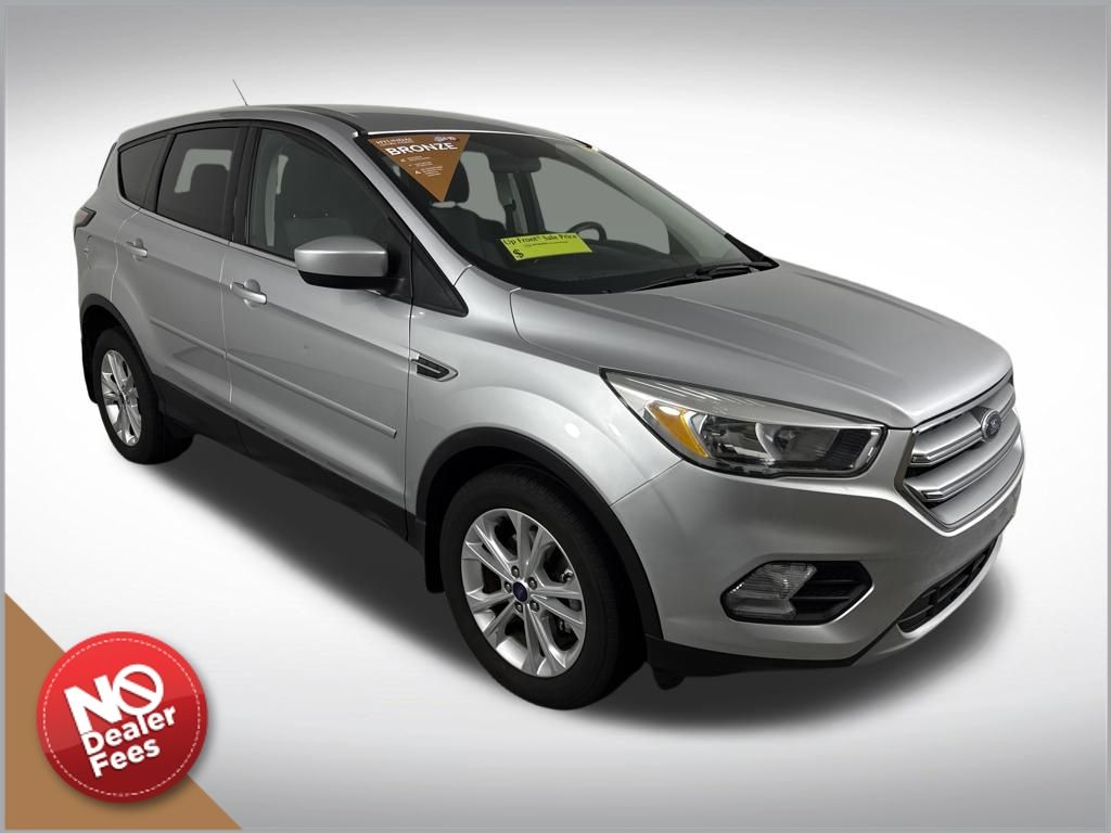 Ingot Silver 2017 Ford Escape SE FWD SUV / Crossover Front-Wheel Drive 6-Speed Automatic
