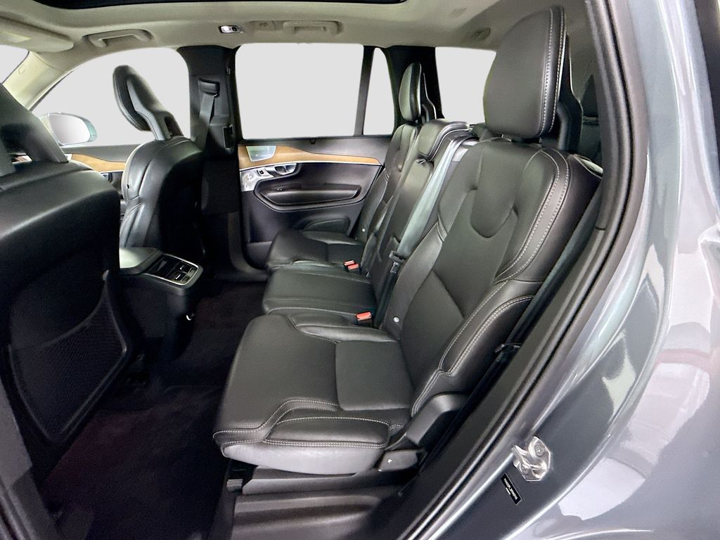 Thumbnail: 2017 Volvo XC90 - 21