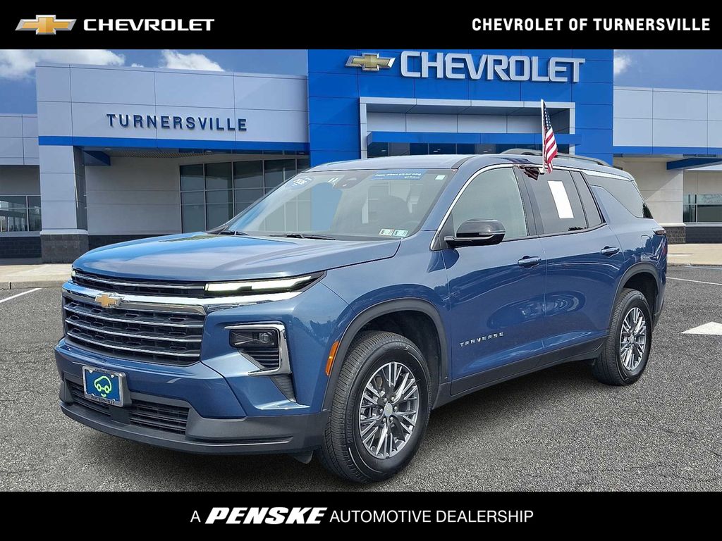 Thumbnail: 2026 Chevrolet Traverse - 1