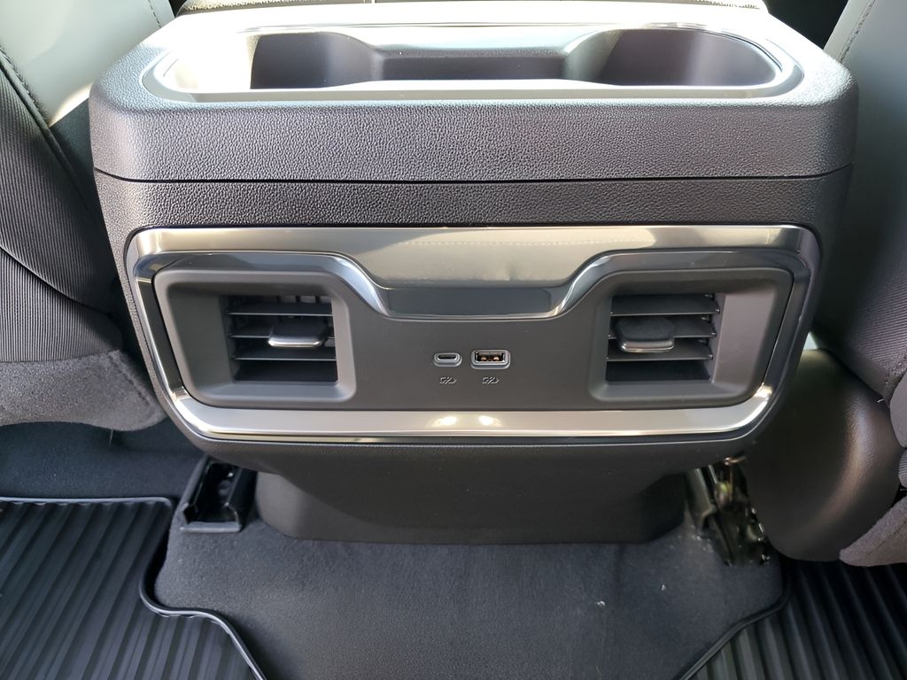 New 2026  GMC Elevation image 21