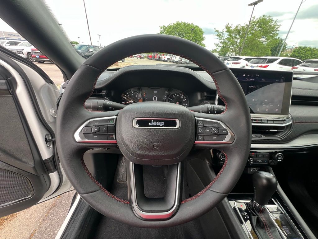 Used 2025 Jeep Compass SUV