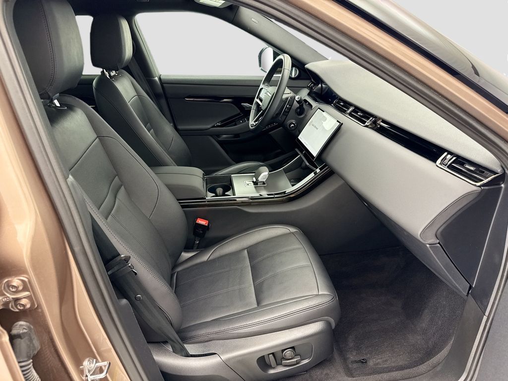 Thumbnail: 2024 Land Rover Range Rover Evoque - 19