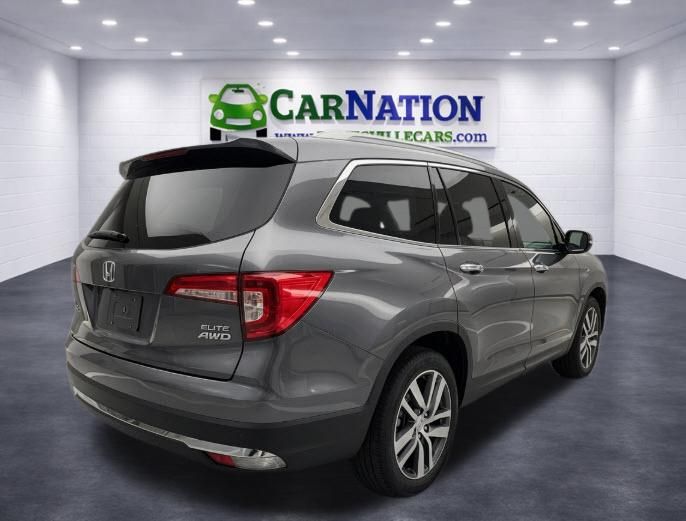 2017 Honda Pilot Elite - Image 4