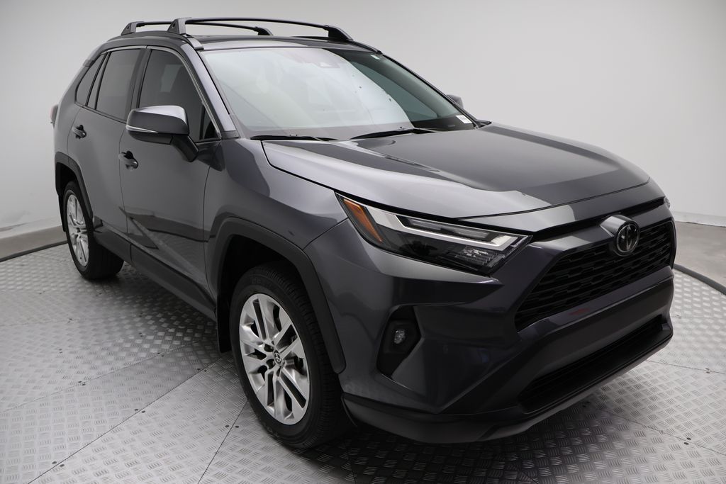Thumbnail: 2025 Toyota RAV4 - 6