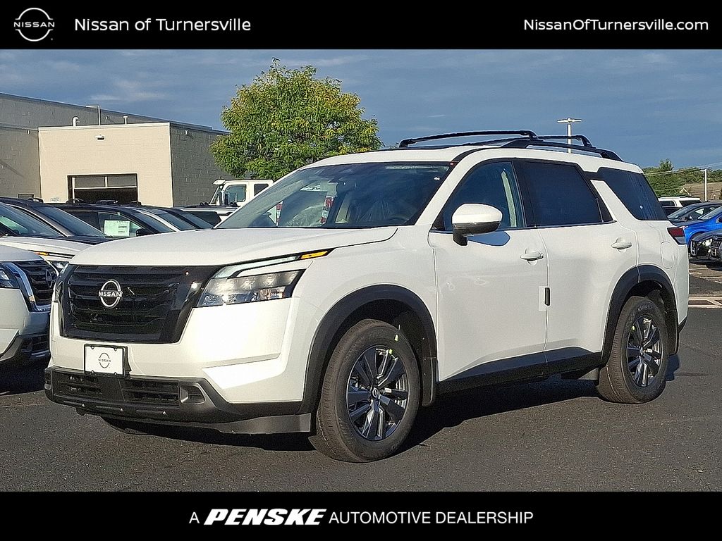 Thumbnail: 2025 Nissan Pathfinder - 1