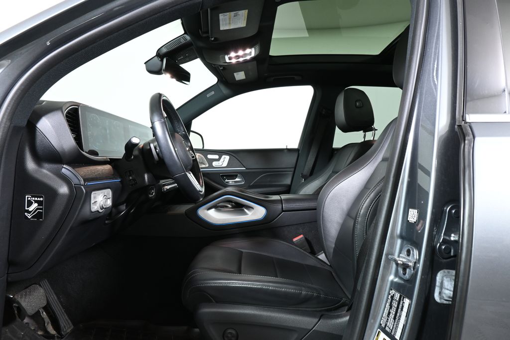 Thumbnail: 2022 Mercedes-Benz GLE - 3