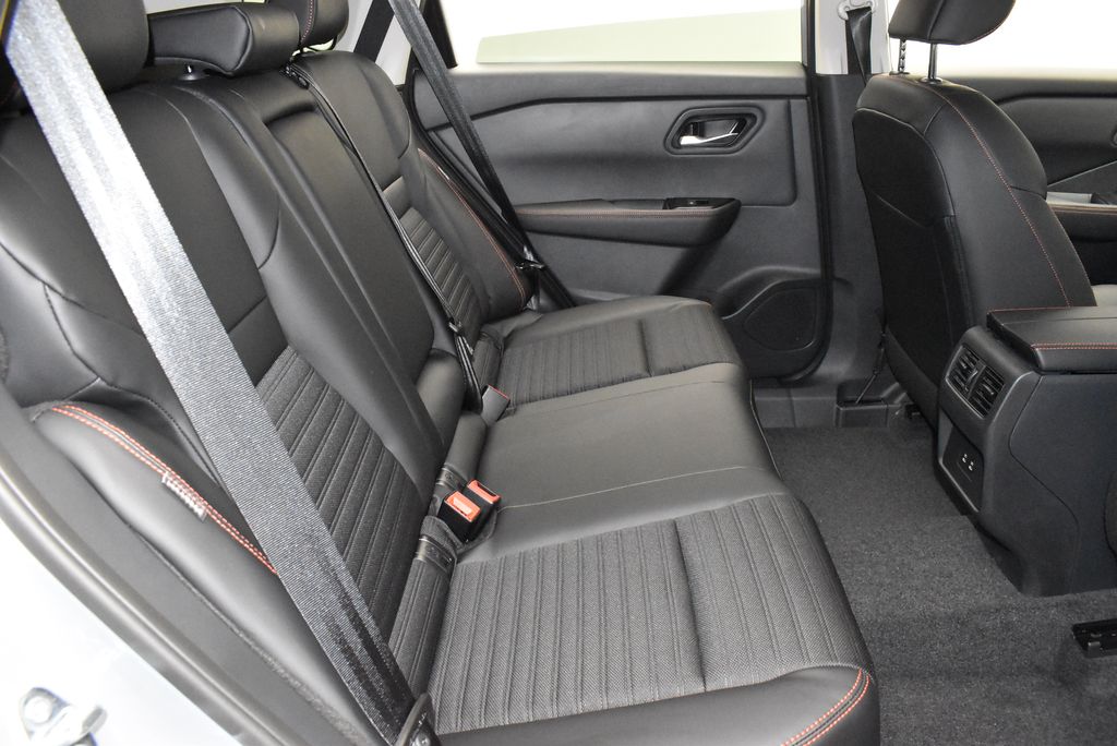 Thumbnail: 2026 Nissan Rogue - 29