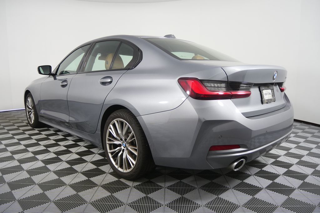 Thumbnail: 2023 BMW 3 Series - 5
