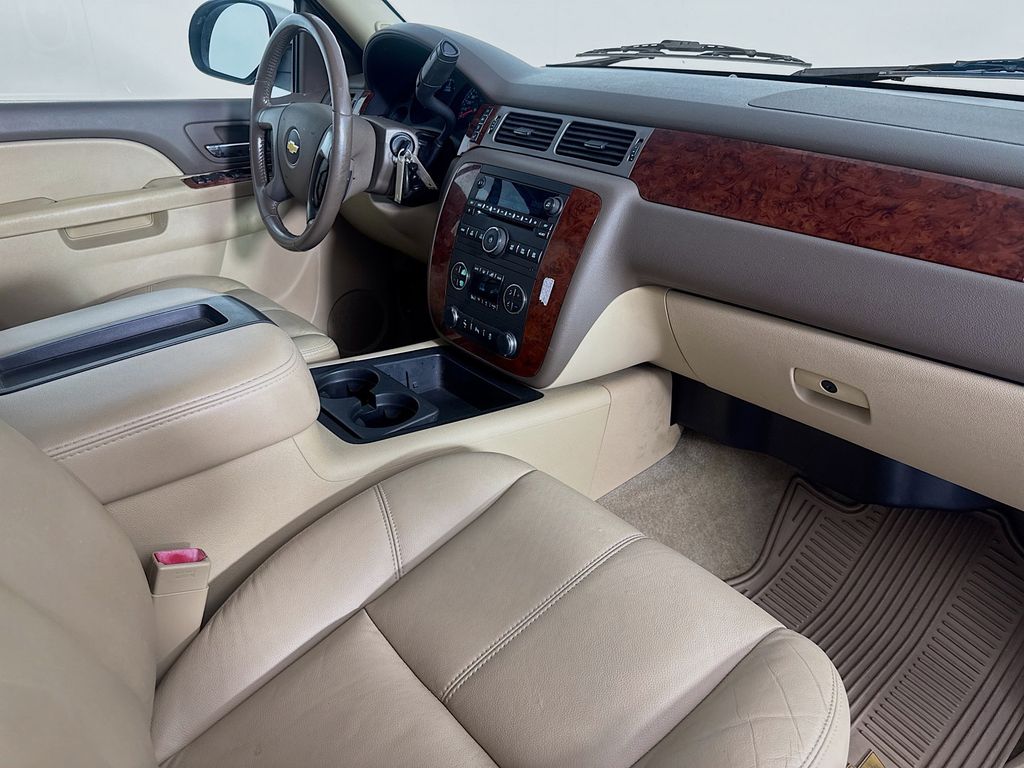 Used Car 2014 Chevrolet Tahoe  Lt For Sale Under $15,000 In Austin, Texas