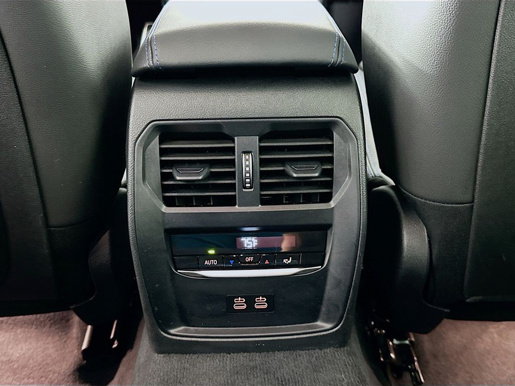 Thumbnail: 2023 BMW 4 Series - 26