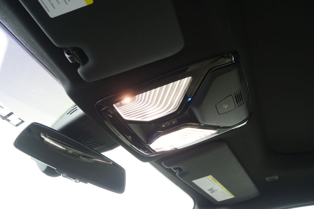 Thumbnail: 2024 BMW i4 - 22