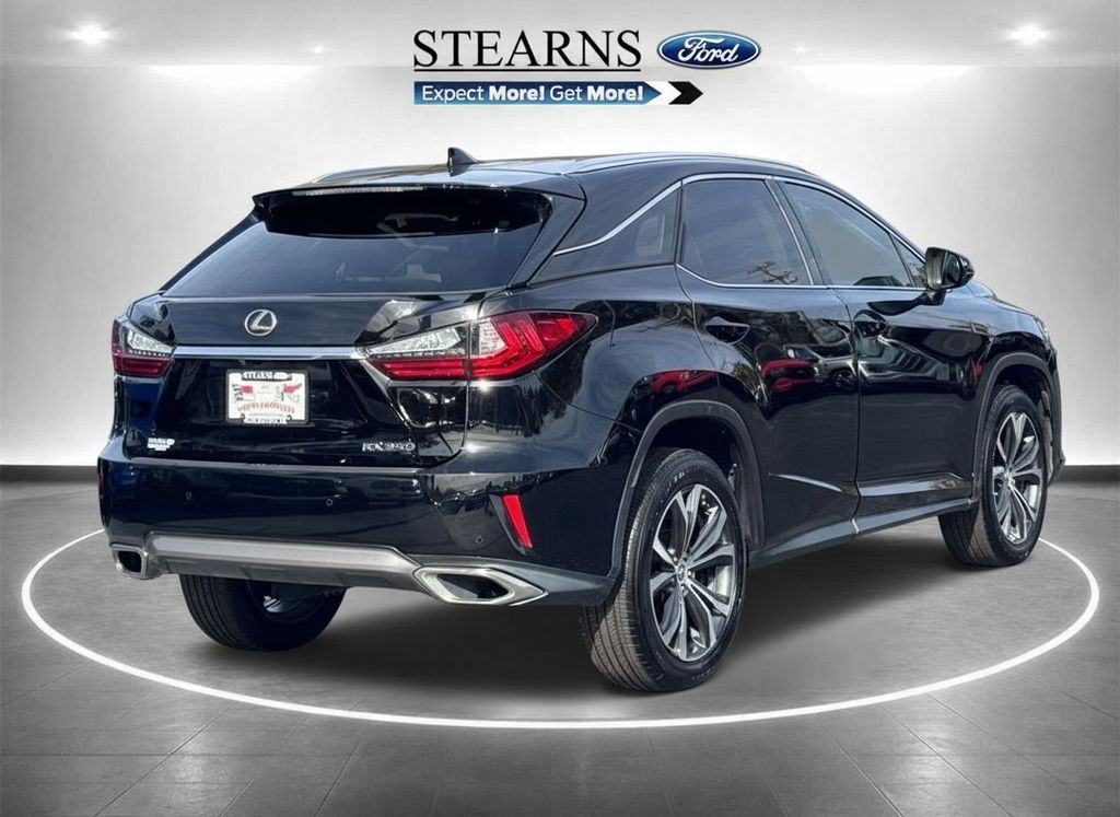 LexusRX17