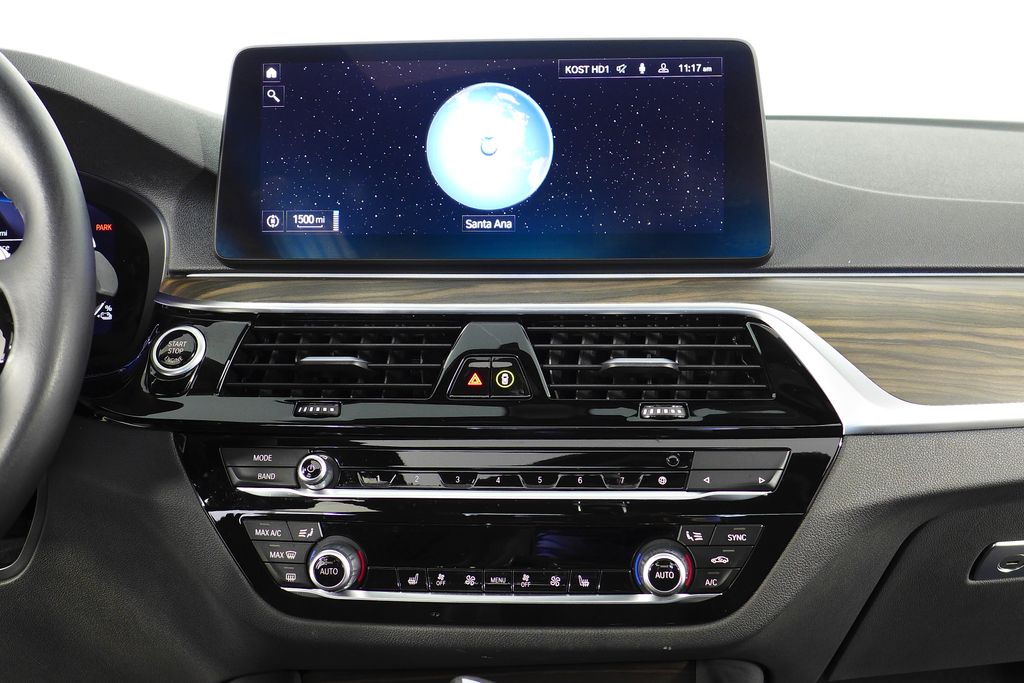 Thumbnail: 2023 BMW 5 Series - 25