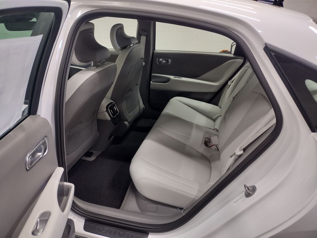 2025 Hyundai IONIQ 6 SEL