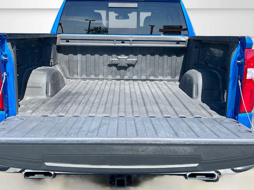 Used 2022 Blue Chevrolet LTZ image 28