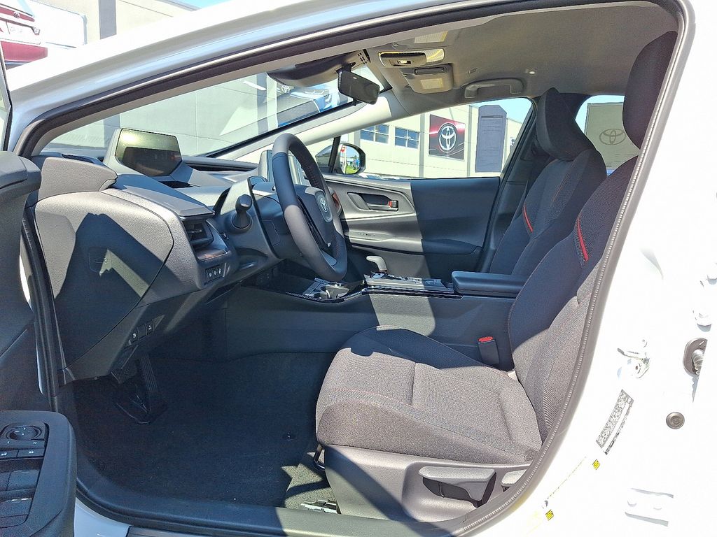 Thumbnail: 2025 Toyota Prius - 9