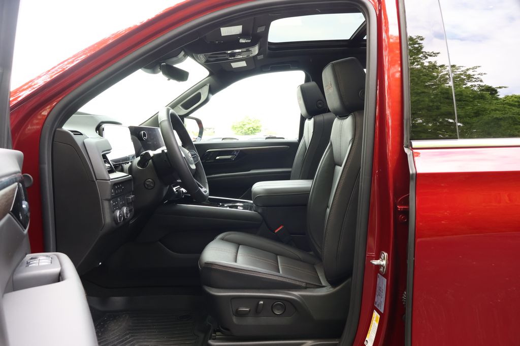 2025 Chevrolet Tahoe High Country 27