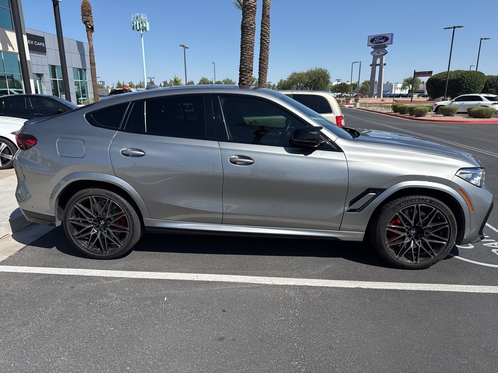 Thumbnail: 2021 BMW X6 - 3
