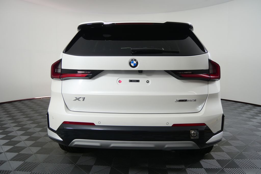 Thumbnail: 2026 BMW X1 - 4
