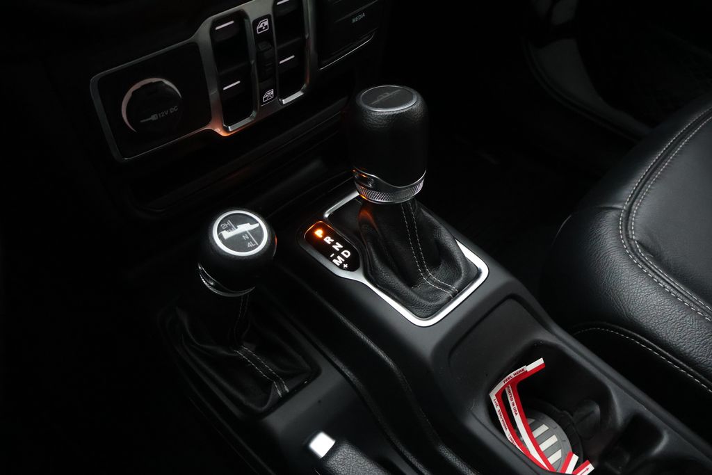 Thumbnail: 2020 Jeep Gladiator - 26