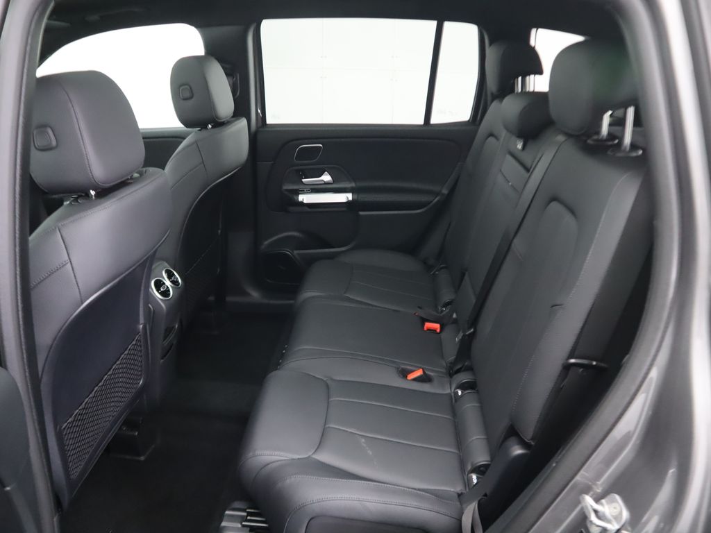 Thumbnail: 2025 Mercedes-Benz GLB - 23