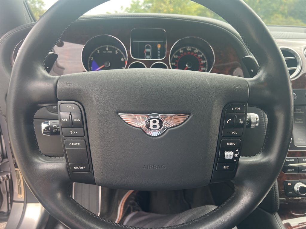 2006 Bentley Continental Flying Spur Base 19