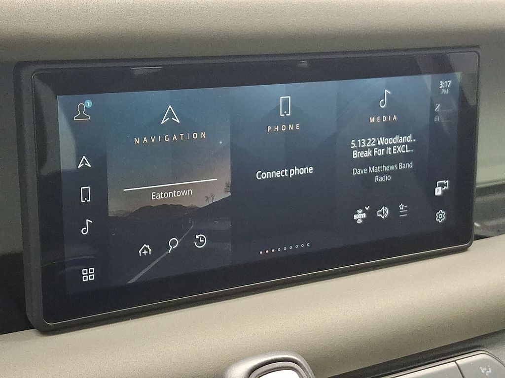 Thumbnail: 2020 Land Rover Defender - 25