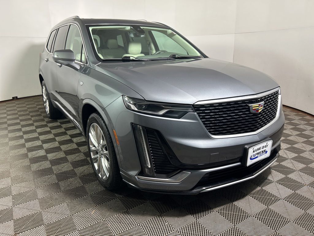 Used 2021 Gray Cadillac Premium Luxury image 4