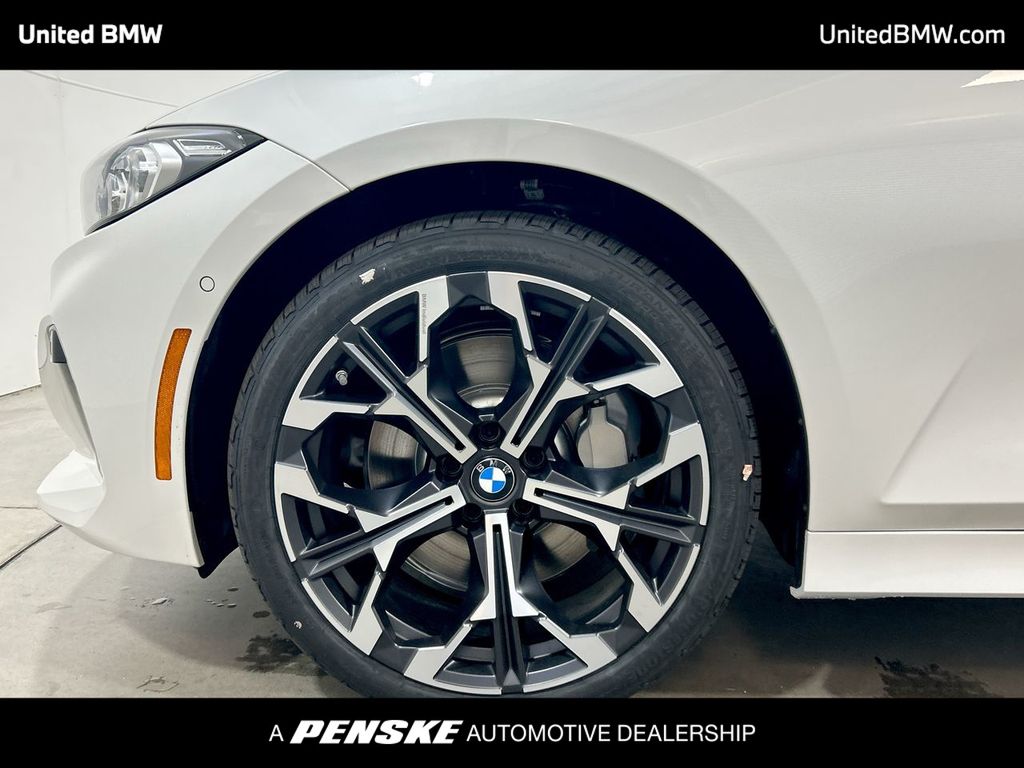 2025 BMW 3 Series 330i 10