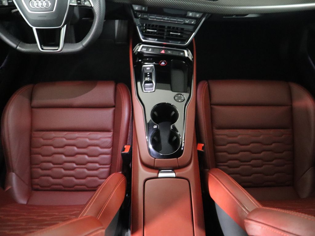 Thumbnail: 2023 Audi e-tron GT - 17