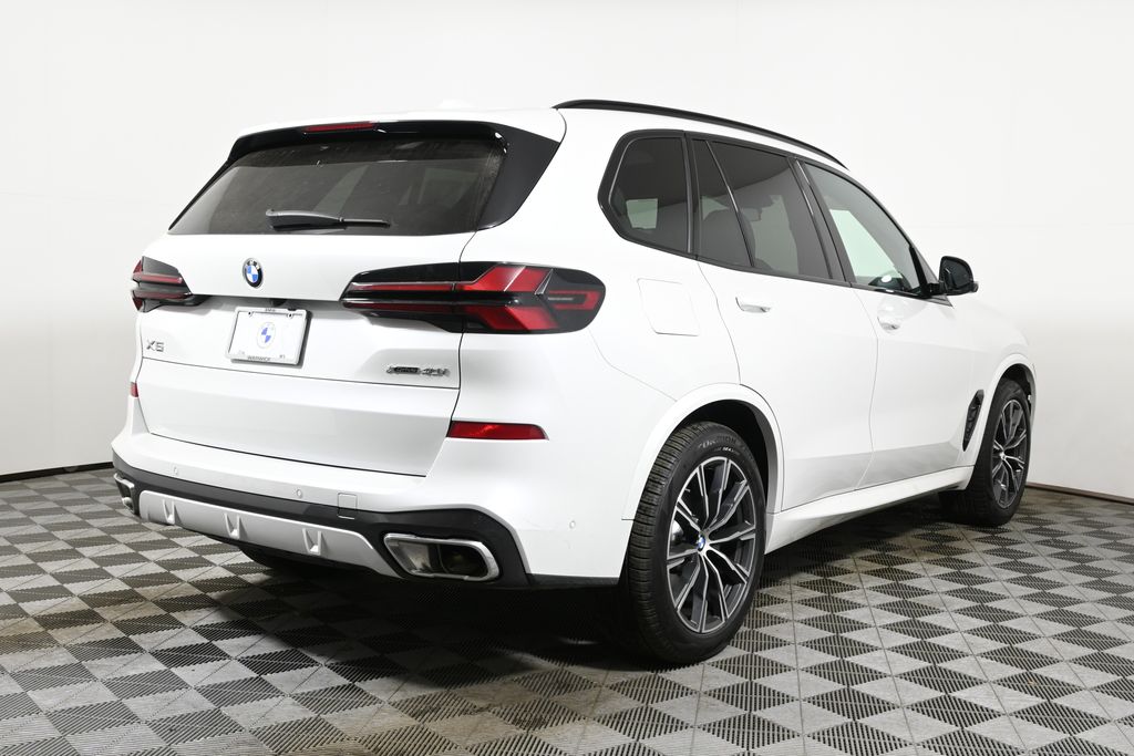 Thumbnail: 2024 BMW X5 - 7