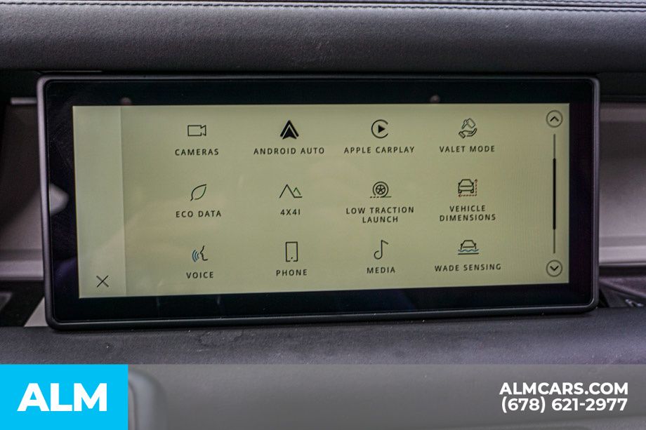 Used 2024 Black Land Rover S image 34