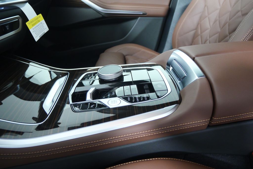 Thumbnail: 2026 BMW X5 - 22