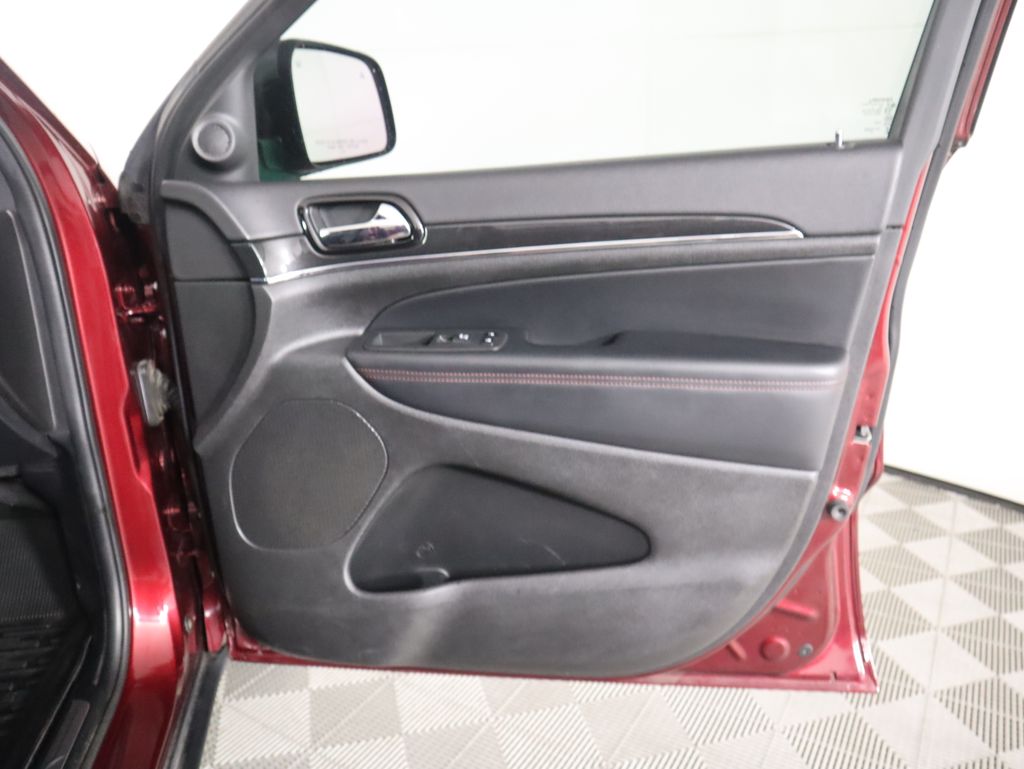 Thumbnail: 2021 Jeep Grand Cherokee - 26