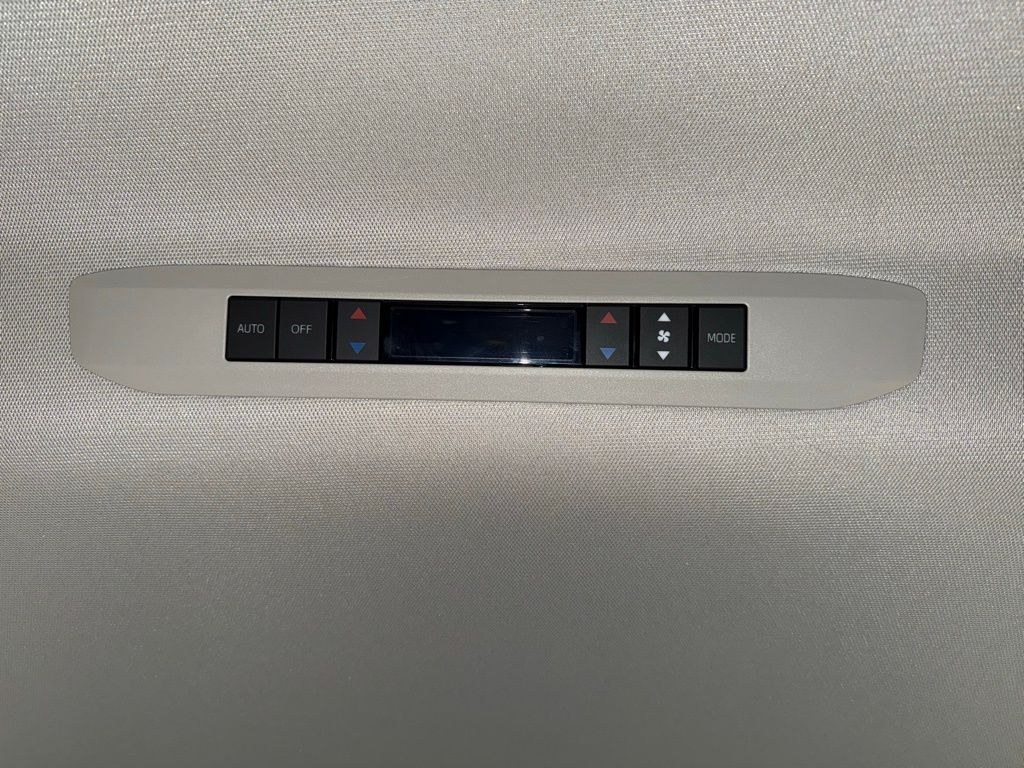 Thumbnail: 2024 Toyota Sienna - 22