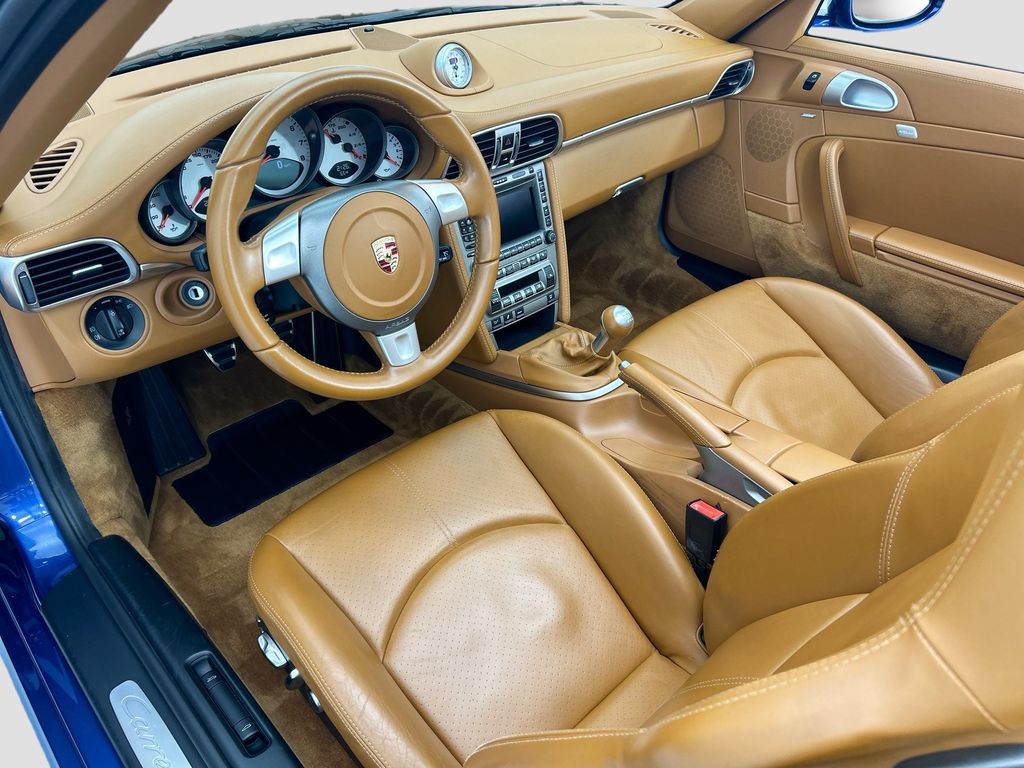 Thumbnail: 2006 Porsche 911 - 4