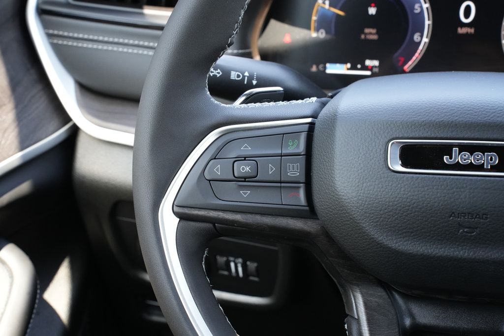 2026 Jeep Grand Cherokee Altitude - 6