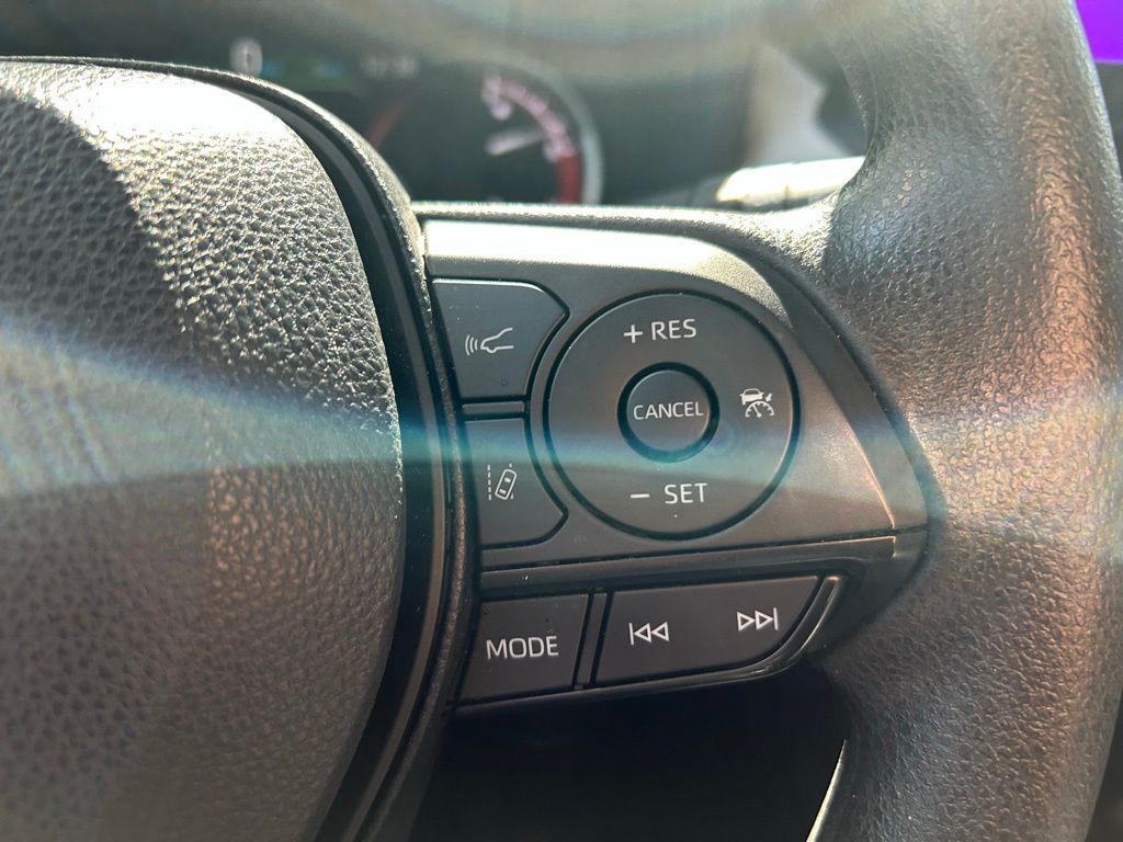 Thumbnail: 2024 Toyota RAV4 - 18